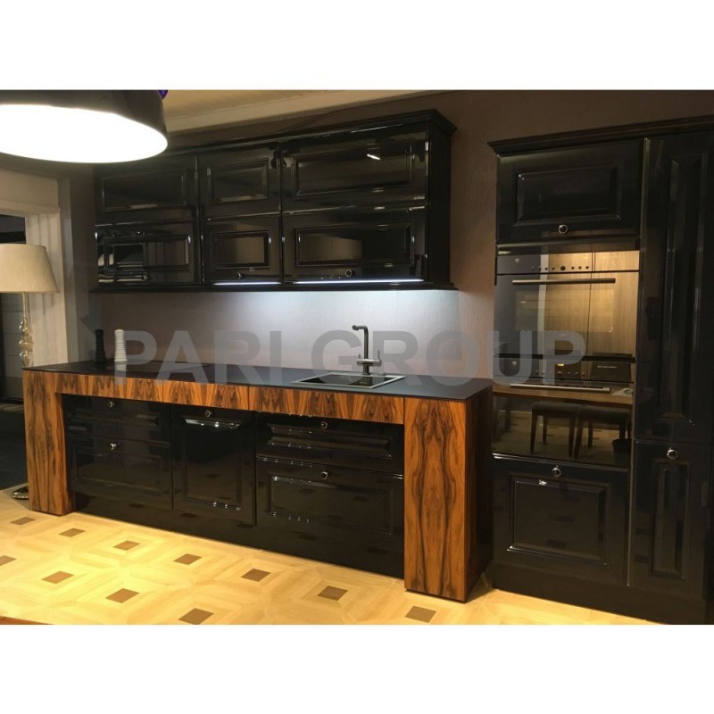  LEICHT:  Elegance LG,   ,  Classic RAL 5004 schwarzblau (-);  HighLine M3 rosewood ( )   U3,  