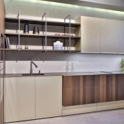  LEICHT,  Dorado XM-166v oro luz, :  ,   Fenix,  Terma HI-360v maraval chestnut, :  ,  ,  