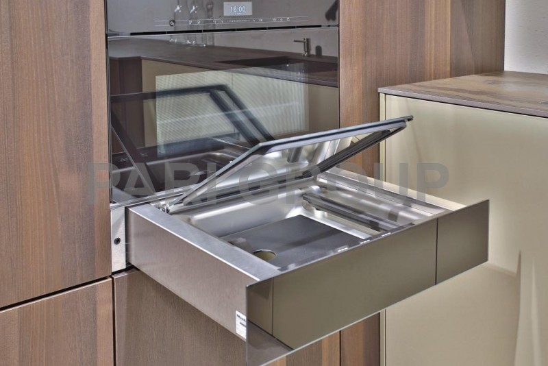  LEICHT,  Dorado XM-166v oro luz, :  ,   Fenix,  Terma HI-360v maraval chestnut, :  ,  ,  