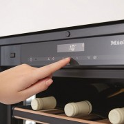  ()  Miele KWT7112iG obsw,   45 ,  18 , 46 ., Push2Open,  Active AirClean,  TouchControl, 450-452560-568550,  