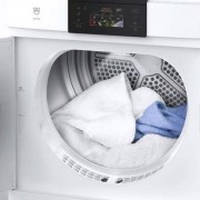 Сушильная машина V-ZUG AdoraDry V2000, левая навеска, 7 кг, HeatPump, TouchControl, PremiumSwissQuality, защита от складок, программа с возможностью выбора типа изделия, ReversePlus, 595х850х600мм, белый